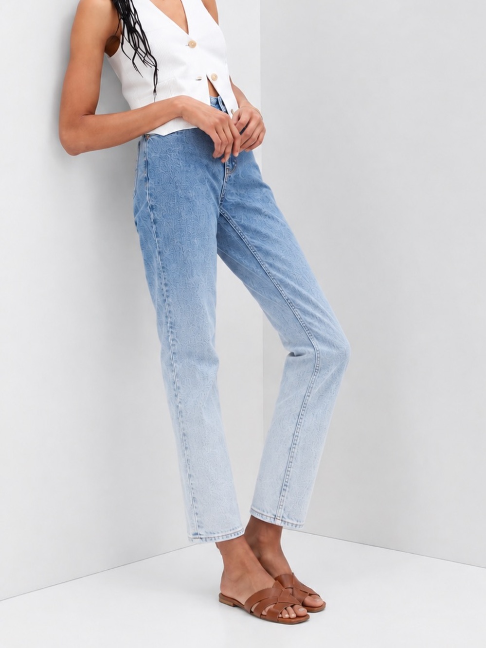 Gap High Rise Ombre Cheeky Straight Jeans